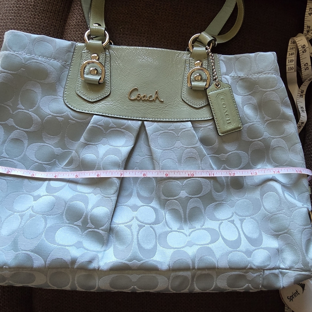 Coach Shoulder bag Sale Price🎁🥳 - Picture 16 of 16